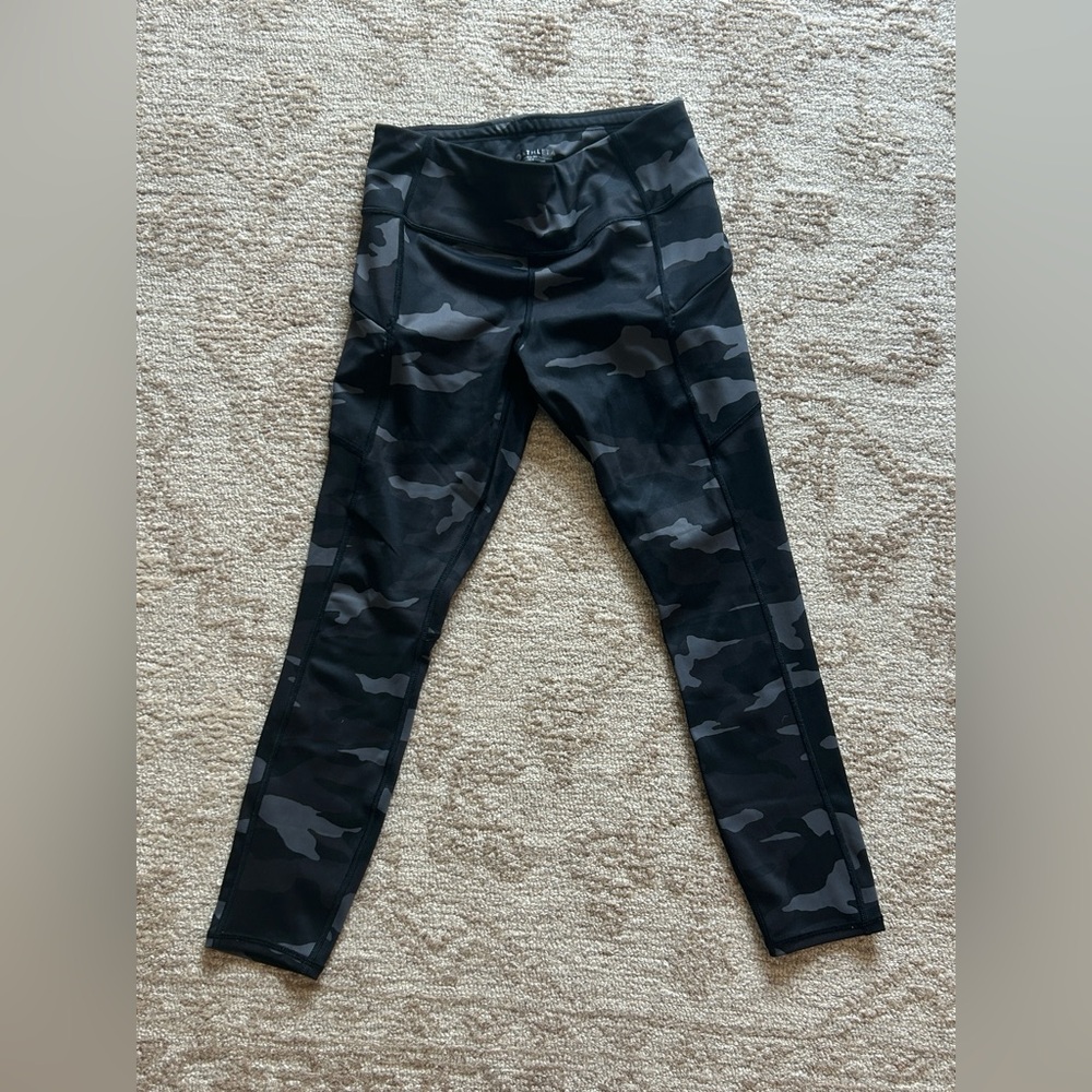 Athleta Calf Length Camo Leggings
